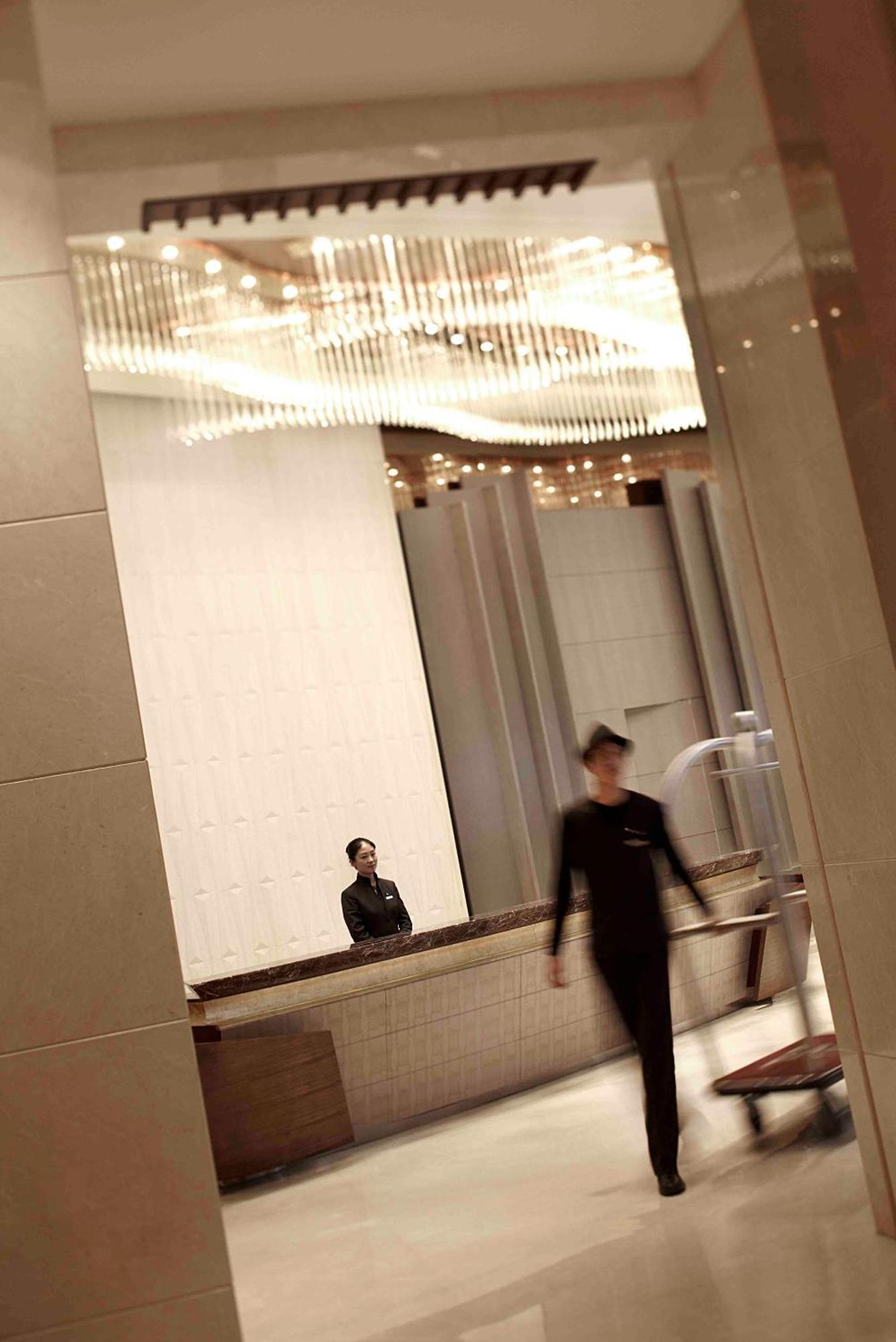 Renaissance Tianjin Lakeview Hotel Buitenkant foto